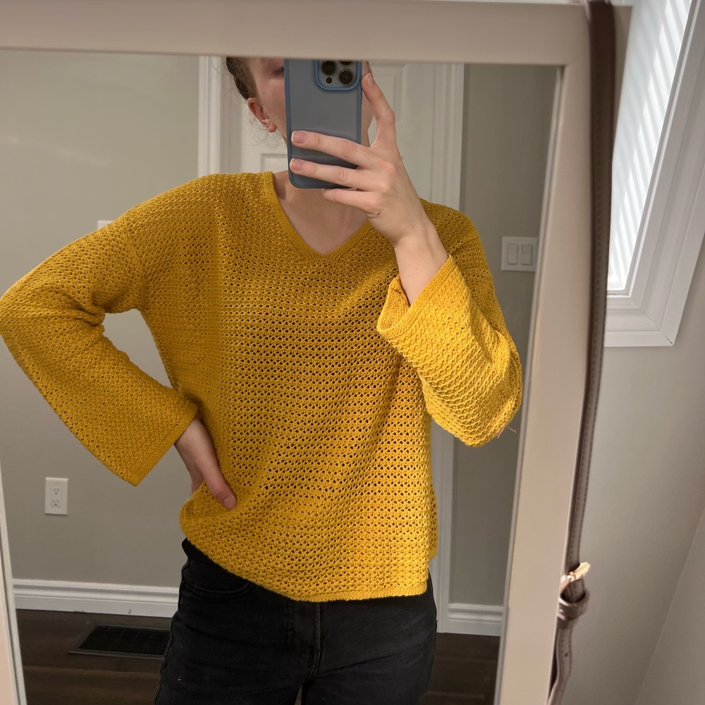 Old Navy Knit Sweater